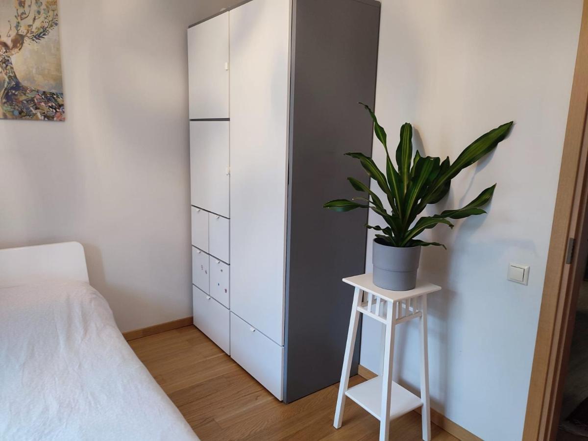 Cozy 2-Bedrooms Apartment In A New Complex Near The Airport And The Center 里加 外观 照片